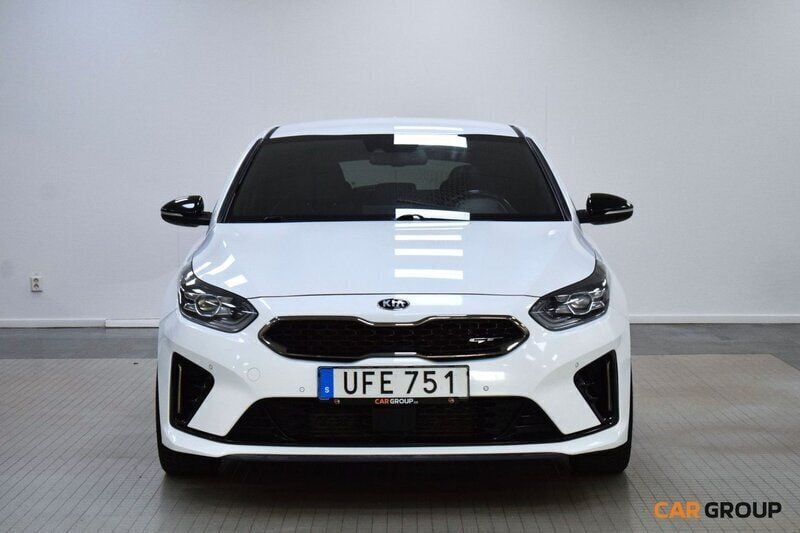 Vit Begagnad 2019 Kia ProCeed 2 Halvkombi | 179 900 kr (Lite dyr) - Bild 1/4