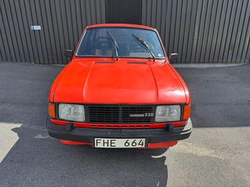 Begagnad 1986 Skoda 105 Sedan | 33 000 kr - Bild 1/4