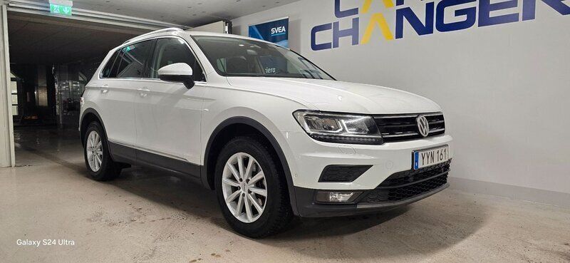 Vit Begagnad 2019 VW Tiguan SUV | 219 900 kr (Superpris) - Bild 1/4