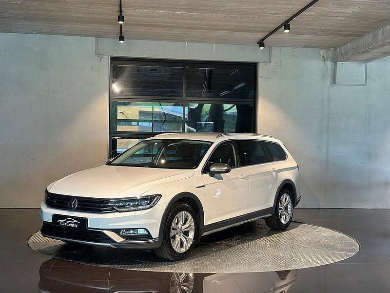 Begagnad 2018 VW Passat Alltrack Kombi | 169 000 kr (Superpris) - Bild 1/4