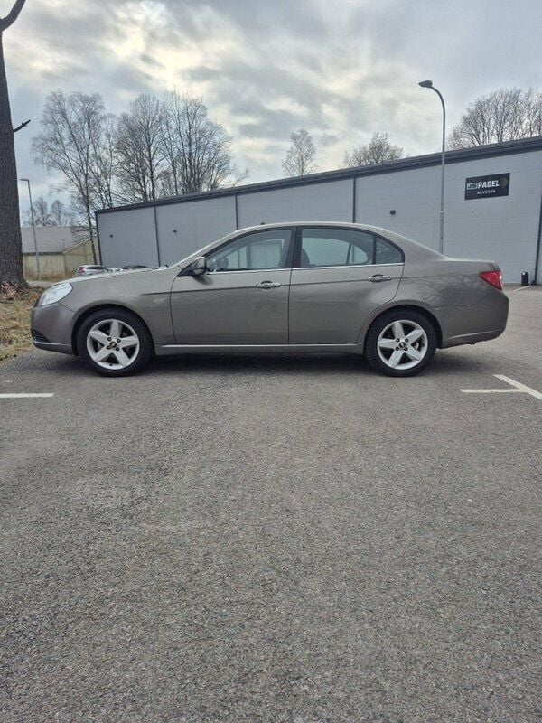 Grå Begagnad 2008 Chevrolet Epica Sedan | 20 000 kr - Bild 1/4