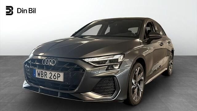 Daytonagrå pärleffekt Begagnad 2025 Audi A3 S-Line | 339 900 kr - Bild 1/4