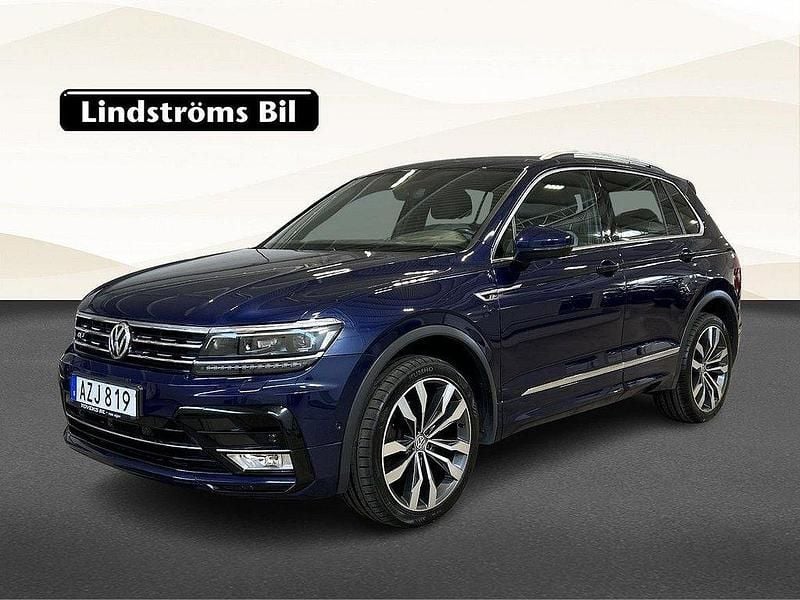 Mörkblå Begagnad 2017 VW Tiguan GTS SUV | 272 500 kr (Lite dyr) - Bild 1/3