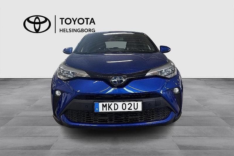 Begagnad Toyota C-HR Edition 186 HK (136 kW) 2022 Blå SUV