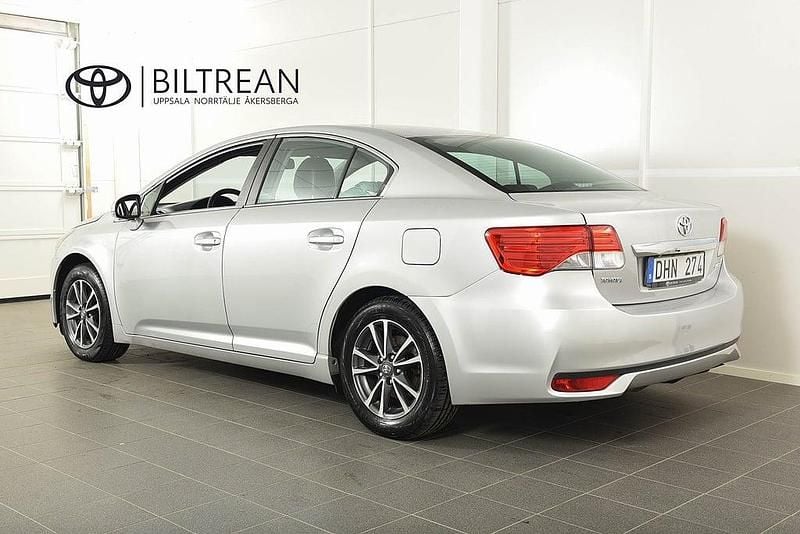 Begagnad Toyota Avensis Business Edition 147 HK (108 kW) 2013 Silver Sedan