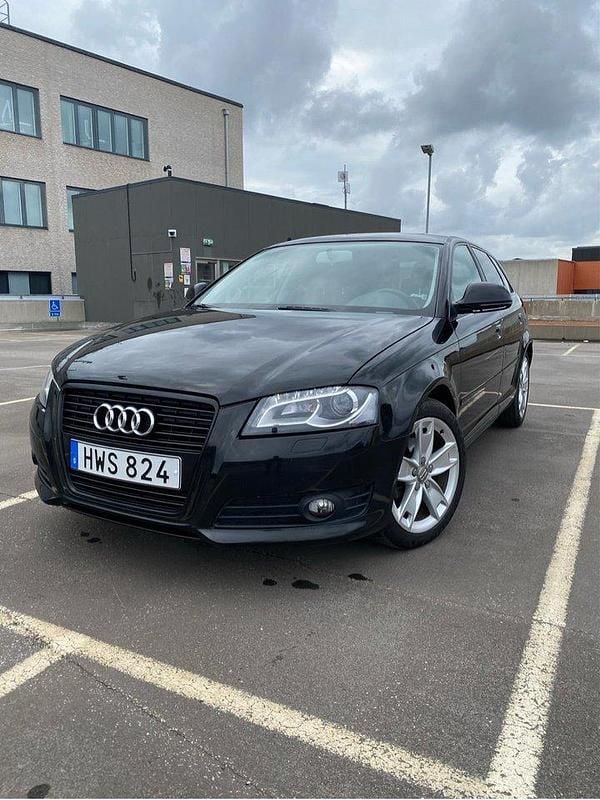Svart Begagnad 2009 Audi A3 Sportback Halvkombi | 52 000 kr (Bra pris) - Bild 1/4