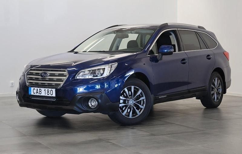 Blå Begagnad 2017 Subaru Outback SUV | 199 700 kr (Marknadspris) - Bild 1/4