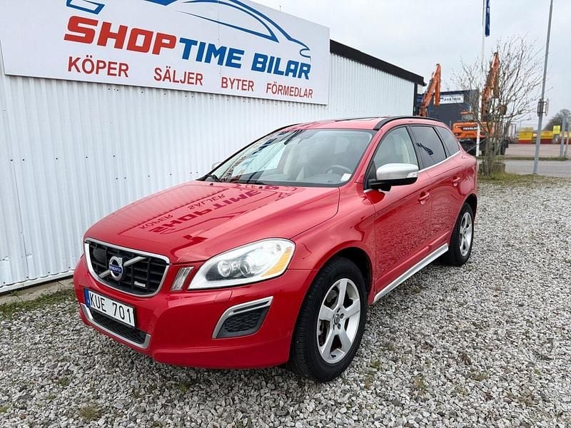Röd Begagnad 2011 Volvo XC60 R-Design SUV | 89 900 kr (Marknadspris) - Bild 1/4
