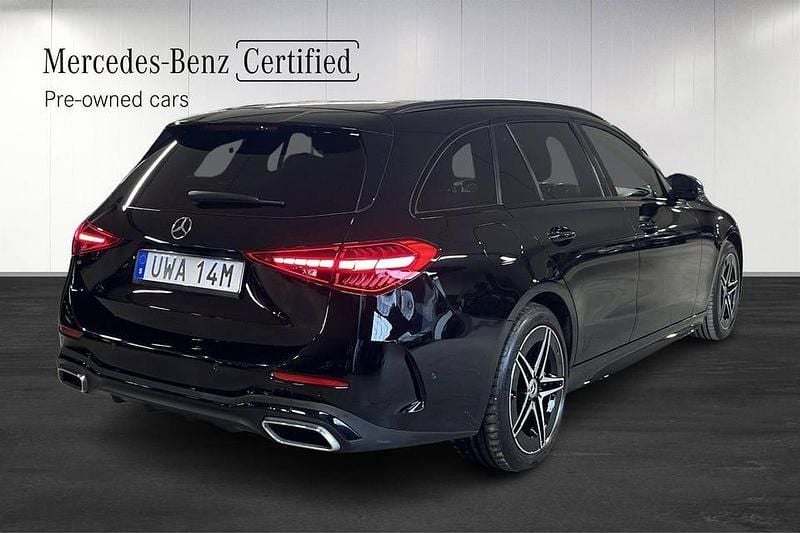 Begagnad Mercedes C300 AMG line 313 HK (230 kW) 2023 Svart Kombi