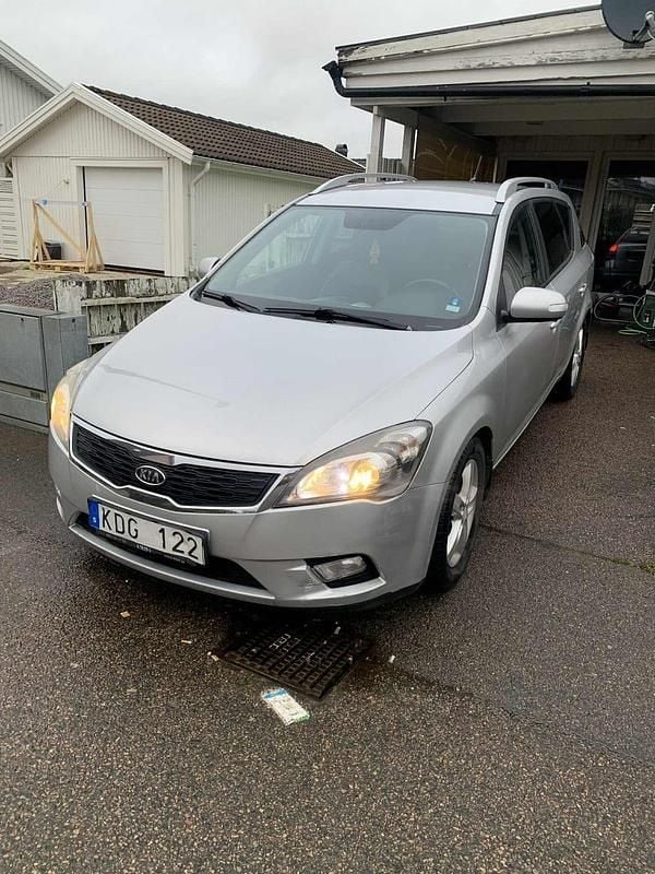 Begagnad 2010 Kia Ceed Sportswagon Kombi | 24 500 kr (Marknadspris) - Bild 1/4