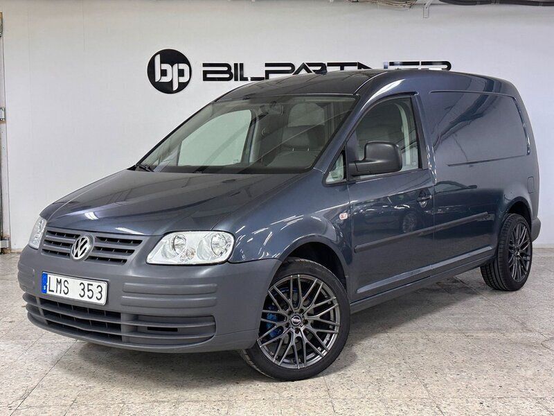 Mörkgrå (grå) Begagnad 2010 VW Caddy Maxi Minibuss | 69 900 kr (Marknadspris) - Bild 1/4
