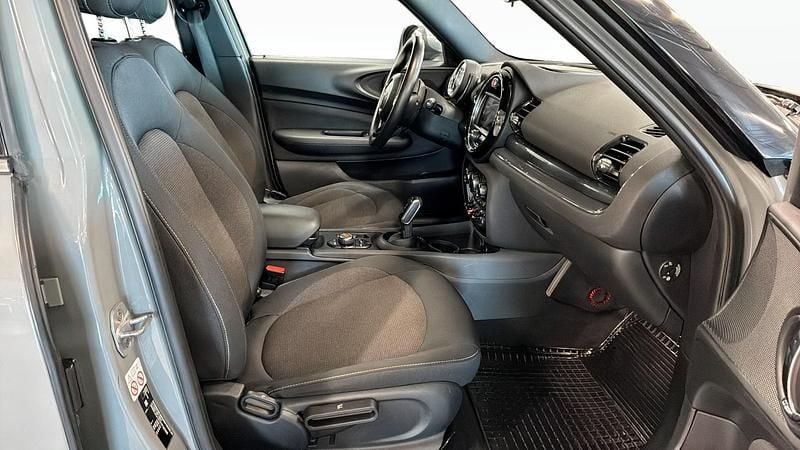 Begagnad Mini Cooper Clubman 136 HK (100 kW) 2019 Grå Kombi