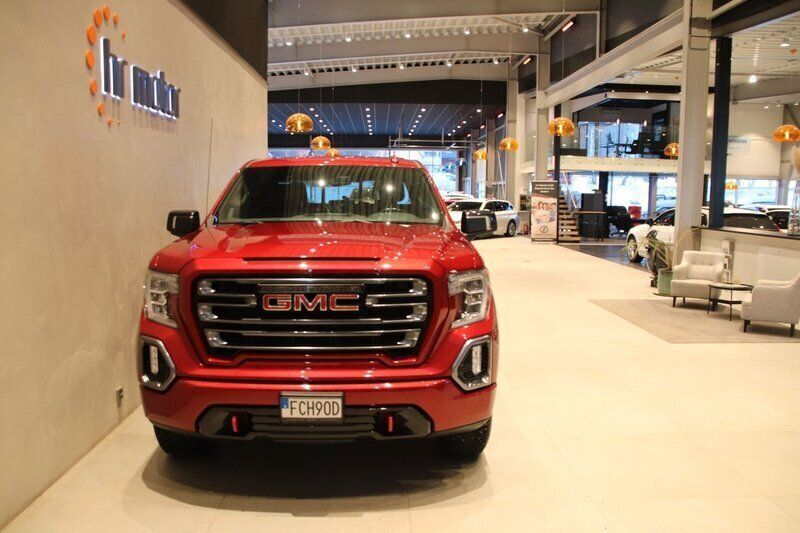 Röd (cayenne red) Begagnad 2021 GMC Sierra Van | 859 000 kr (Superpris) - Bild 1/4