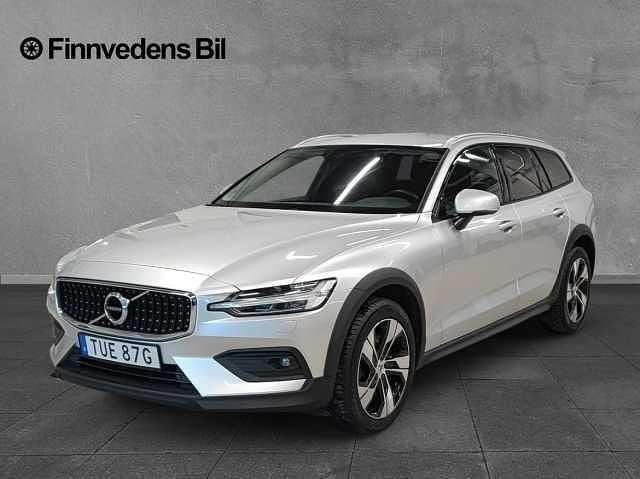 Begagnad Volvo V60 CC 197 HK (144 kW) 2021 Kombi