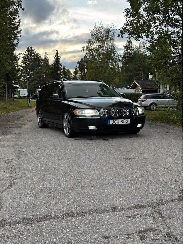 Begagnad 2007 Volvo V70 Summum Kombi | 49 000 kr (Marknadspris) - Bild 1/3
