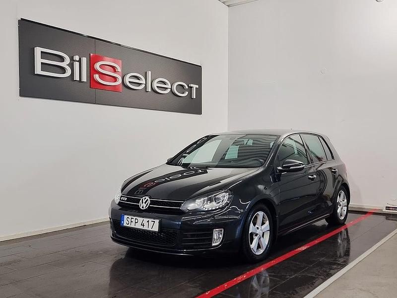 Mörkgrå Begagnad 2012 VW Golf VII GTD Halvkombi | 89 900 kr (Lite dyr) - Bild 1/4
