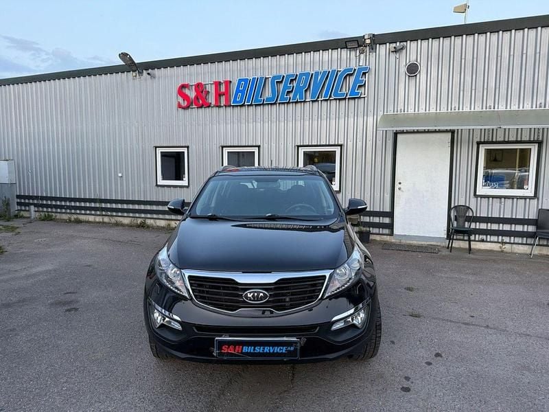 Svart Begagnad 2011 Kia Sportage EX SUV | 132 000 kr (Marknadspris) - Bild 1/4