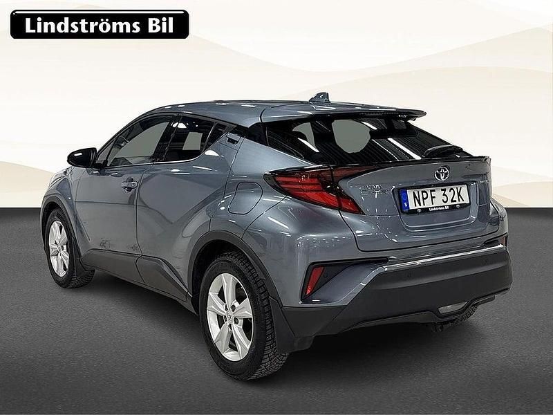 Begagnad Toyota C-HR Edition 124 HK (91 kW) 2022 Grå SUV
