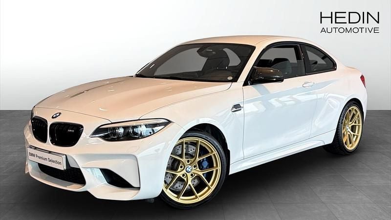 Vit (white) Begagnad 2017 BMW M2 Sportkupé | 448 700 kr (Marknadspris) - Bild 1/4