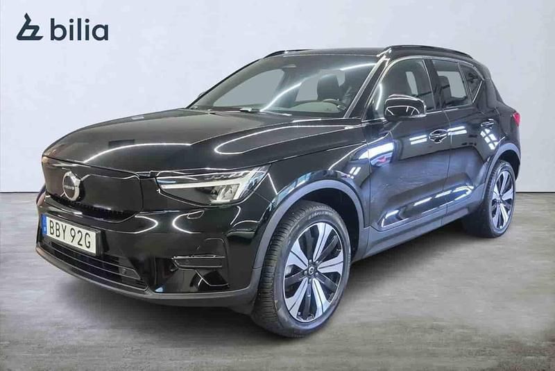 Svart Begagnad 2023 Volvo XC40 Single Motor SUV | 359 000 kr - Bild 1/1