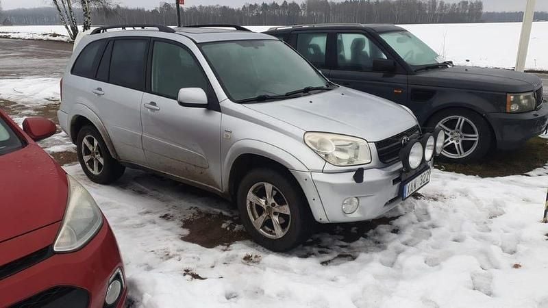 Begagnad 2005 Toyota RAV4 SUV | 28 500 kr (Superpris) - Bild 1/1