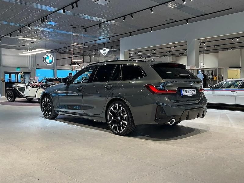 Ny BMW 330e 2026 Grå Kombi
