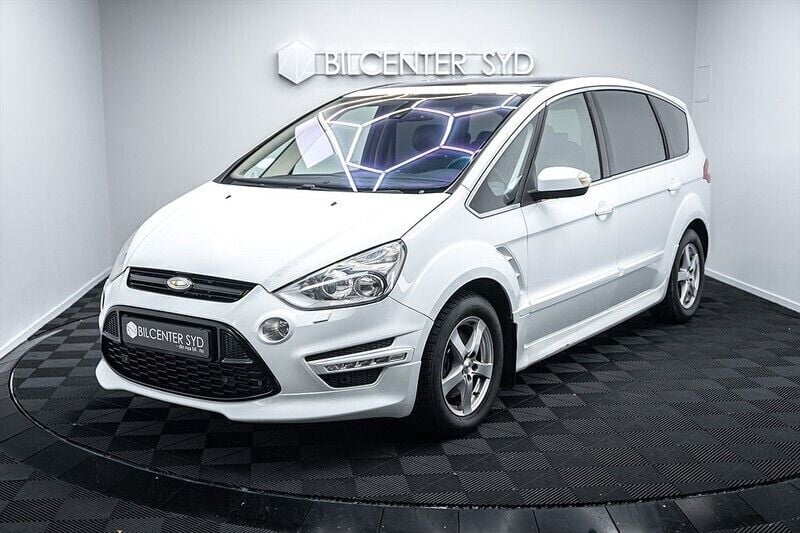 Vit Begagnad 2011 Ford S-MAX Business Edition Minibuss | 99 900 kr (Marknadspris) - Bild 1/4