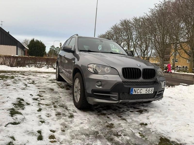 Begagnad 2009 BMW X5 SUV | 115 000 kr (Dyr) - Bild 1/4
