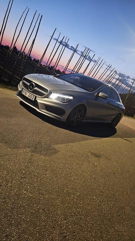 Begagnad Mercedes CLA220 170 HK (125 kW) 2014 Sedan