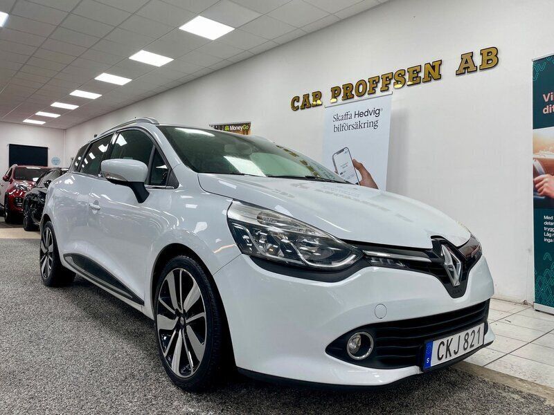 Vit Begagnad 2014 Renault Clio GrandTour Kombi | 74 900 kr (Marknadspris) - Bild 1/4