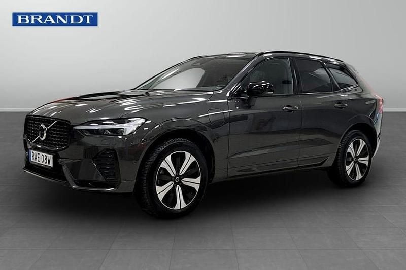 Begagnad Volvo XC60 Plus 462 HK (339 kW) 2023 Grå SUV