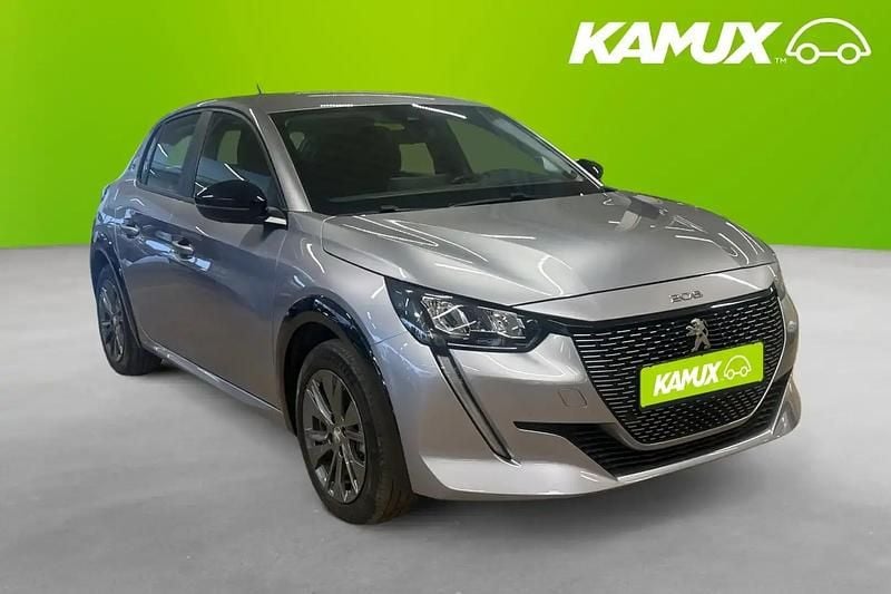 Begagnad Peugeot e-208 Active 100 kW (136 HK) 2022 Silver/grå Halvkombi