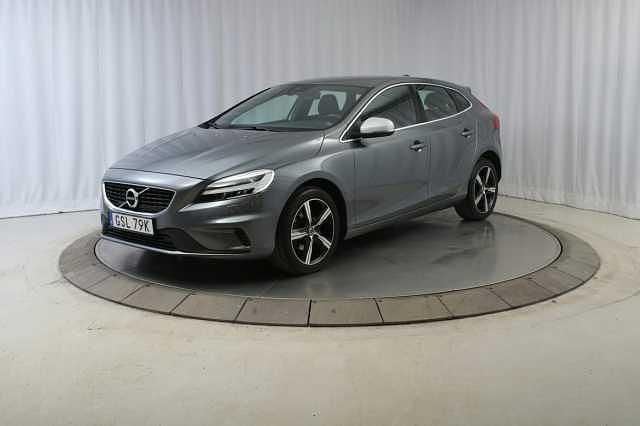 Begagnad Volvo V40 R-Design 152 HK (111 kW) 2019 Grå Kombi