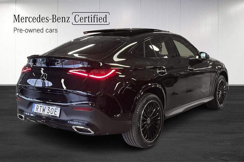 Begagnad Mercedes GLC300e Premium 197 HK (144 kW) 2025 Svart (black) Sportkupé