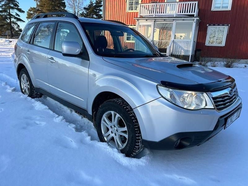 Begagnad Subaru Forester 147 HK (108 kW) 2010 SUV