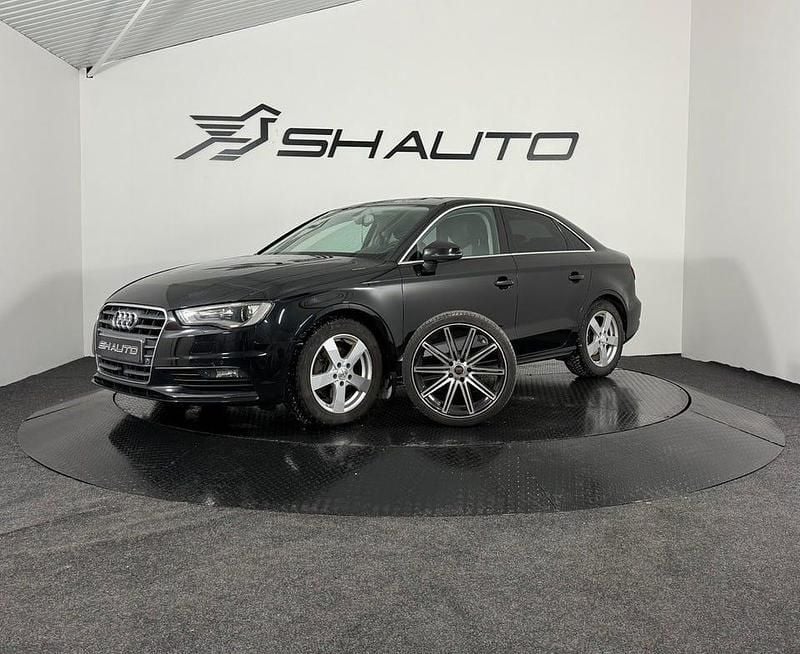 Svart Begagnad 2015 Audi A3 Ambition Sedan | 159 900 kr (Marknadspris) - Bild 1/4