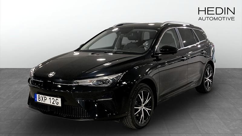 Svart Begagnad 2022 MG MG5 EV Luxury Kombi | 204 900 kr (Marknadspris) - Bild 1/4