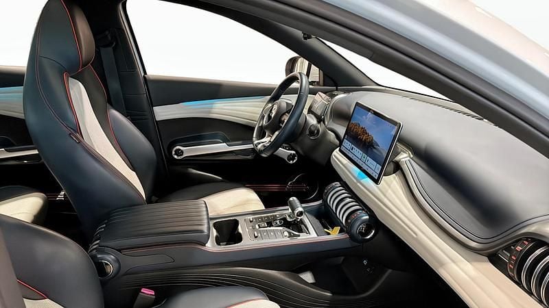 Begagnad BYD Atto 3 150 kW (204 HK) 2022 Vit SUV