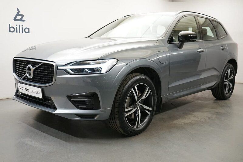Grå Begagnad 2020 Volvo XC60 R-Design SUV | 414 900 kr (Marknadspris) - Bild 1/3