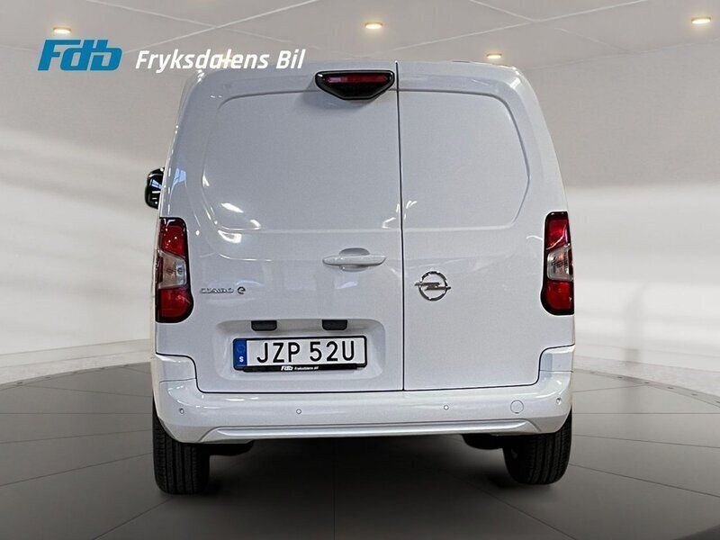 Begagnad Opel Combo-e Life 100 kW (136 HK) 2024 Vit Van