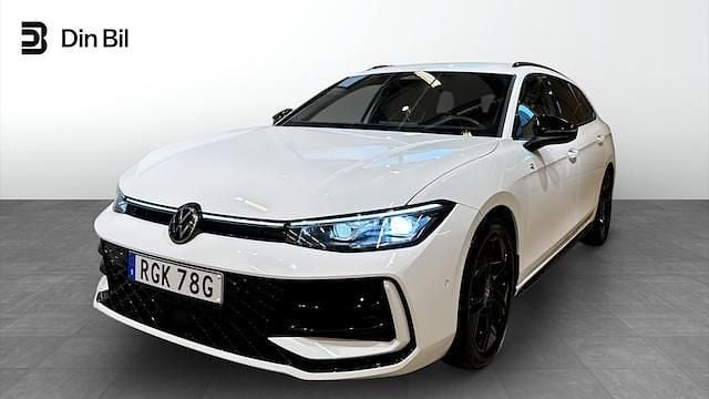 Begagnad 2025 VW Passat R-line | 469 900 kr - Bild 1/4
