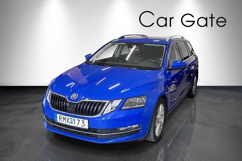 Blå Begagnad 2019 Skoda Octavia Kombi | 139 900 kr (Bra pris) - Bild 1/4