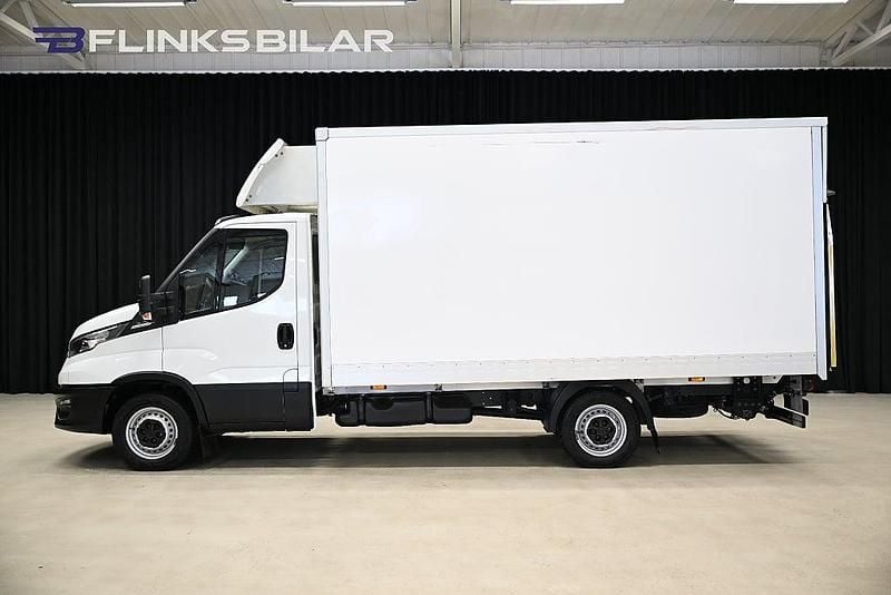 Begagnad Iveco Daily 136 HK (100 kW) 2023 Vit