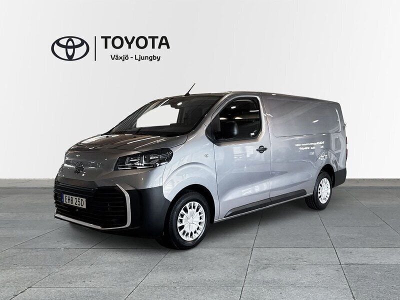 Silver Ny 2024 Toyota Proace Van | 523 000 kr (Lite dyr) - Bild 1/4