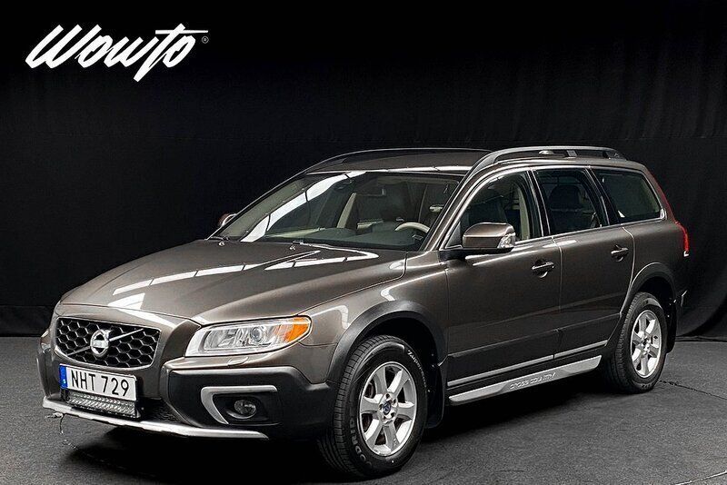 Brun Begagnad 2013 Volvo XC70 Momentum SUV | 179 800 kr (Marknadspris) - Bild 1/3