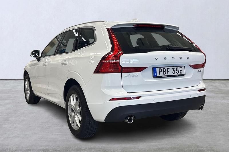 Begagnad Volvo XC60 Momentum 200 HK (147 kW) 2019 Vit SUV