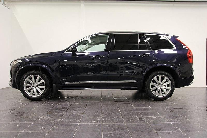 Begagnad 2017 Volvo XC90 Inscription SUV | 298 500 kr (Marknadspris) - Bild 1/4