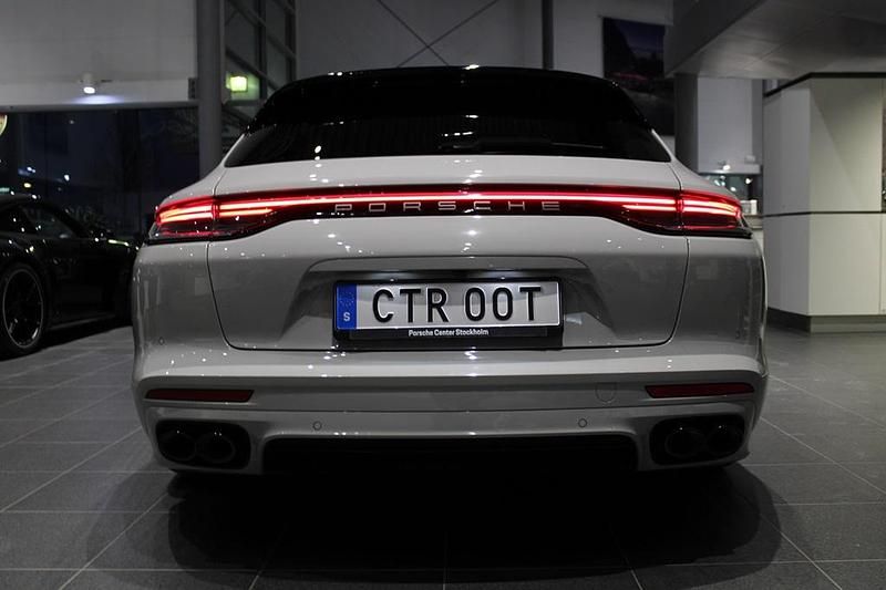 Begagnad Porsche Panamera 4 Sport Turismo 2023 Grå Sedan