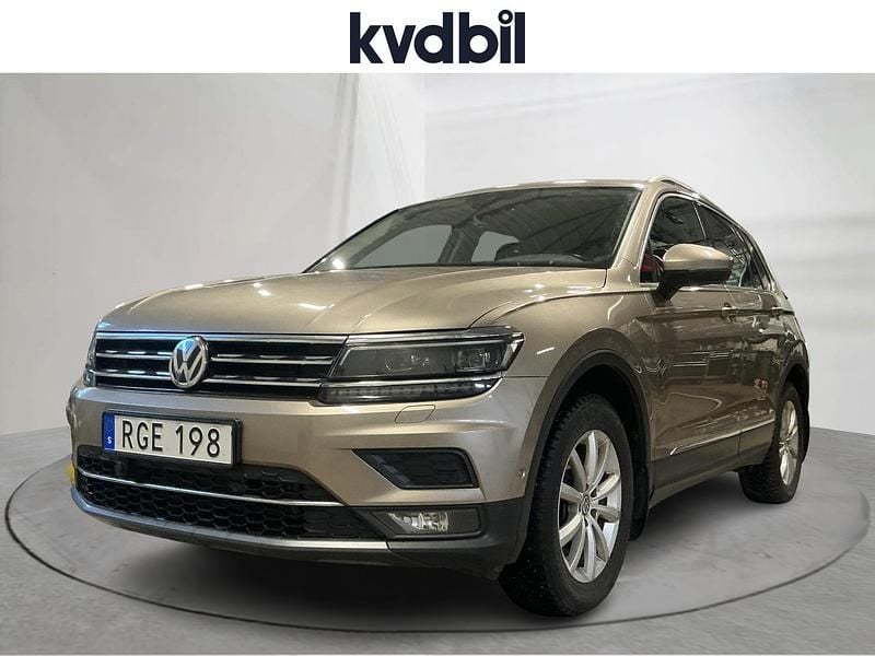 Brun Begagnad 2018 VW Tiguan SUV | 214 800 kr (Bra pris) - Bild 1/3