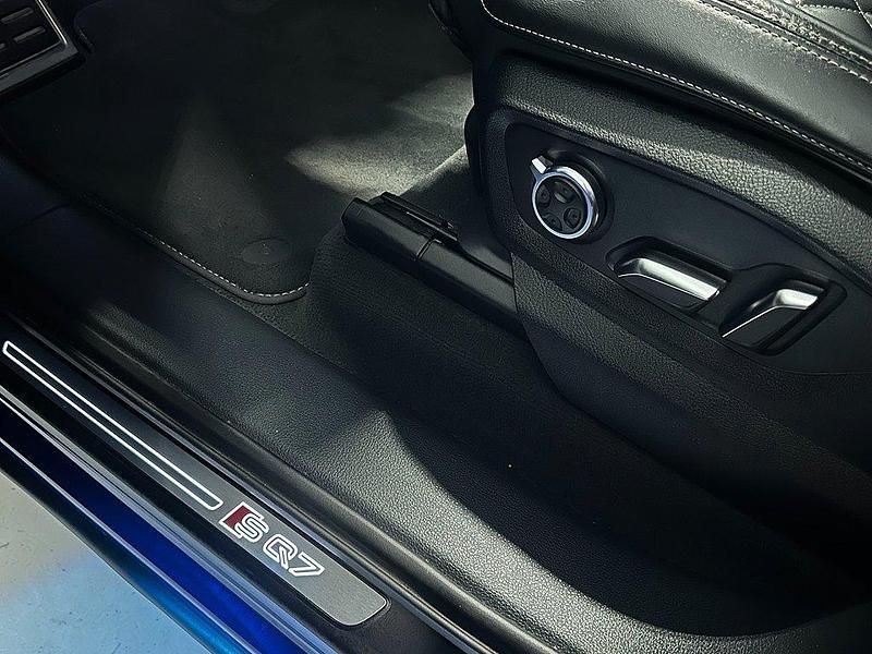 Begagnad Audi SQ7 Exclusive 435 HK (319 kW) 2016 Blå SUV